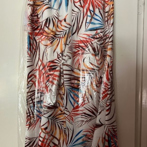 LENA GABRIELLE New York Cropped Palazzo Pants - Picture 3 of 5